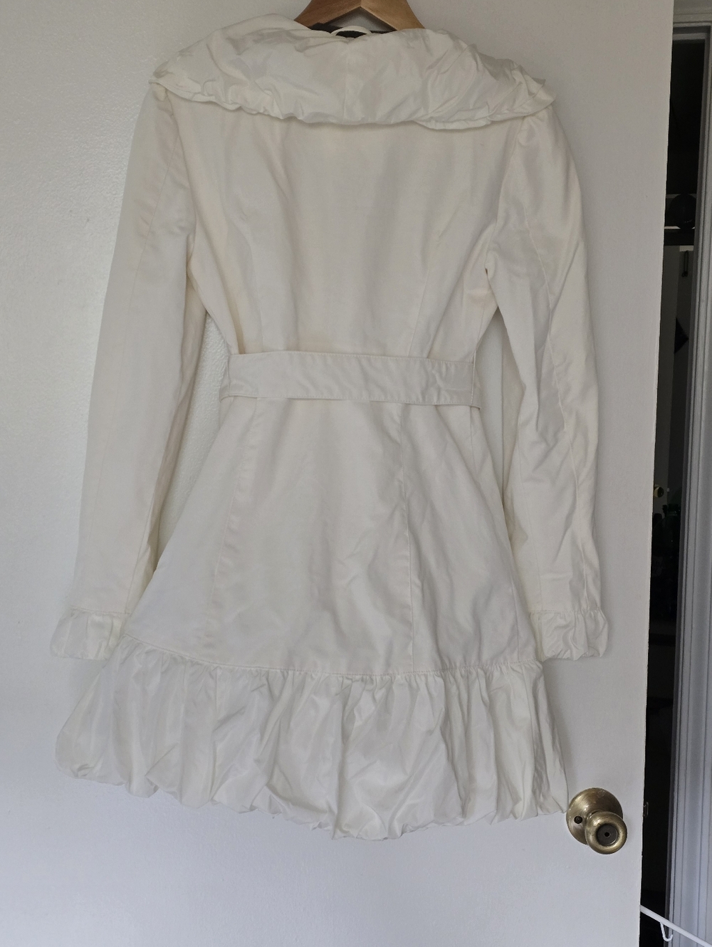 Bebe Ivory Ruffle-Trimmed Trench Coat with Belt Size Small, Like New. - Picture 6 of 17